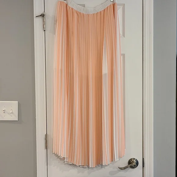 Club Monaco Peach and White Pleated Maxi Skirt New With Tags Size 10 - Picture 3 of 8